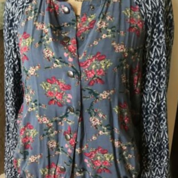 Free People Blue Floral Mixed Print Boho bomber - Picture 5 of 5